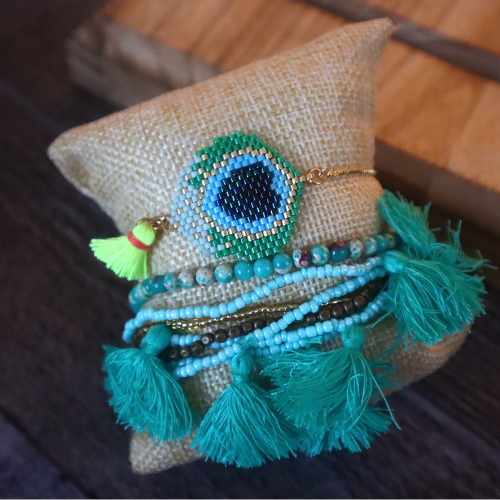 Turquoise Tassel Beaded Bracelet Set - Picture 2 of 5